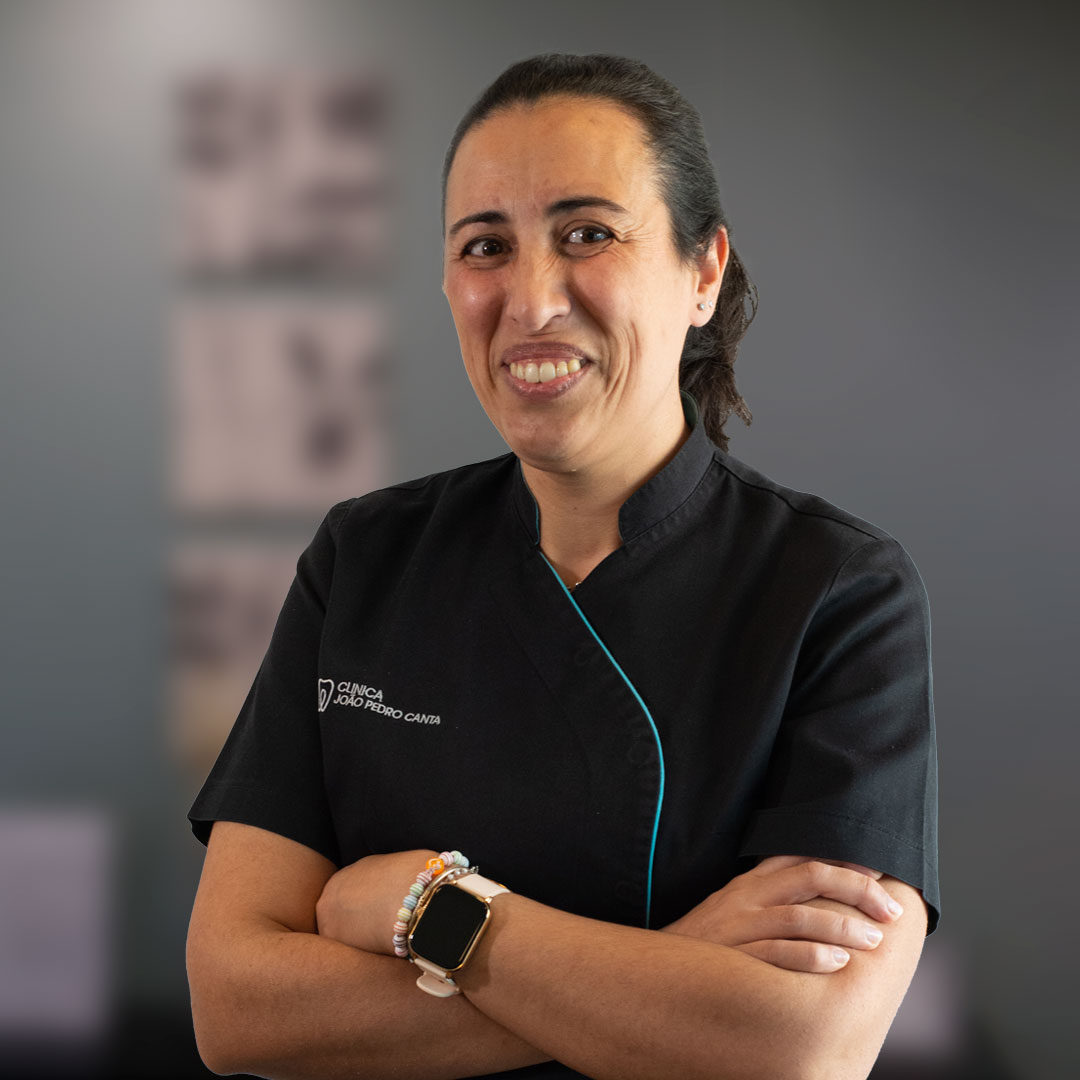 Alexandrina Santana – Assistente Dentária