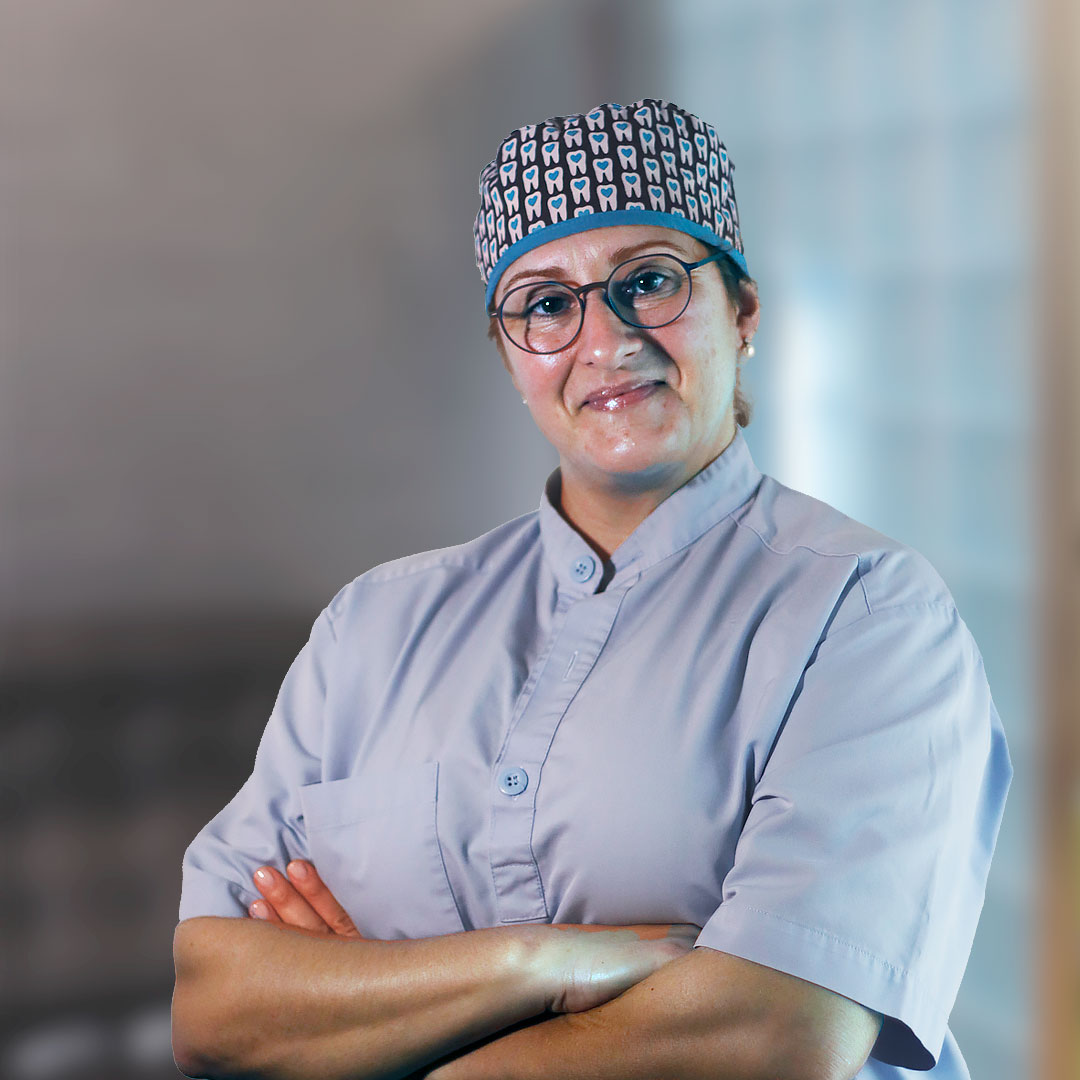 Isabel Cruz – Higienista Oral